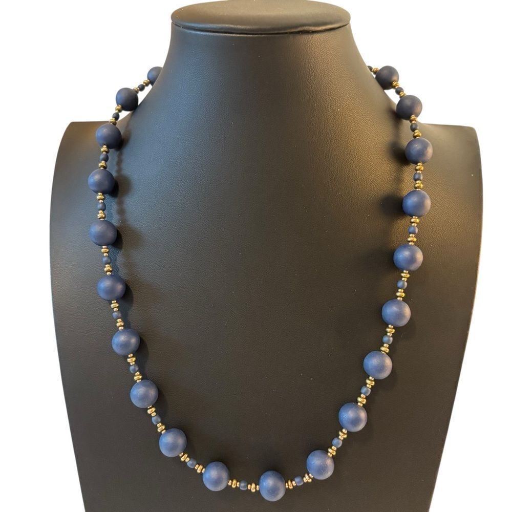 Pretty & Well Made Navy Blue and Gold Beaded Vintage Necklace.